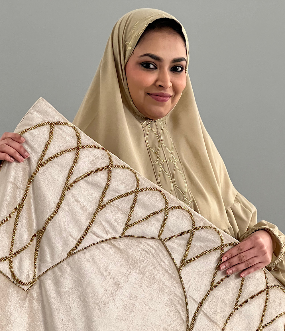 طقم صلاة مخمل - عاجي 