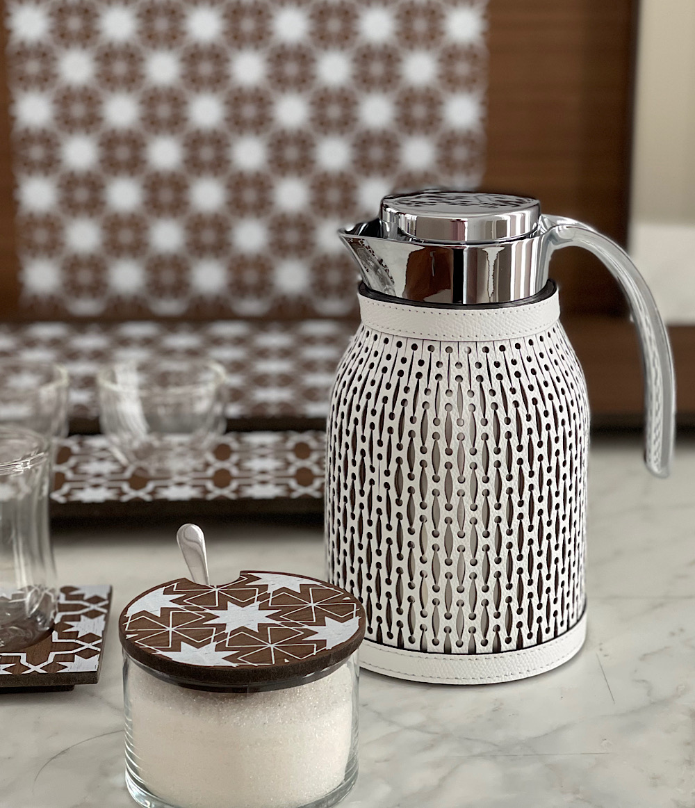 ترمس  وسط  - أبيض     