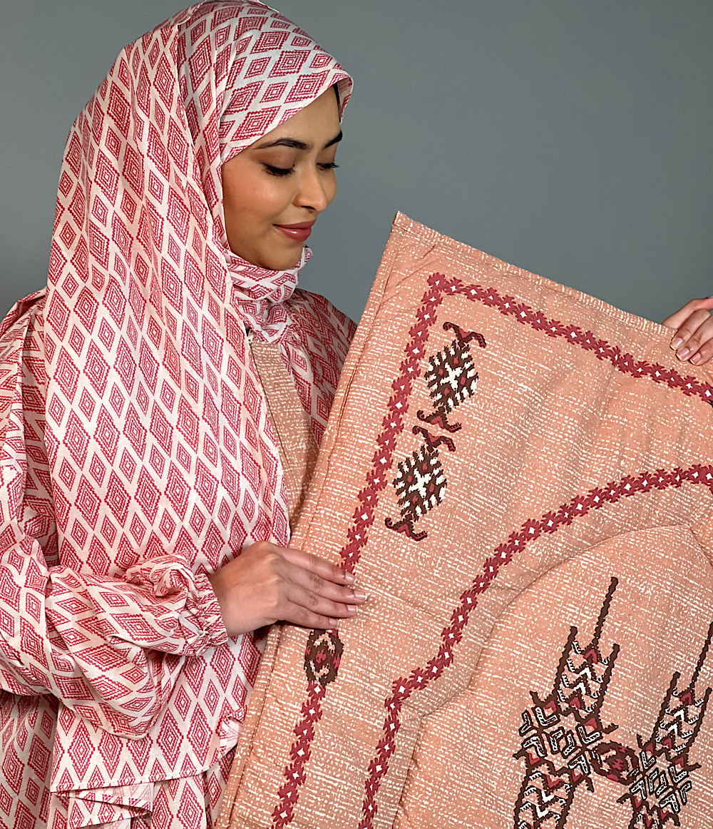 طقم صلاة  لف - وردي   