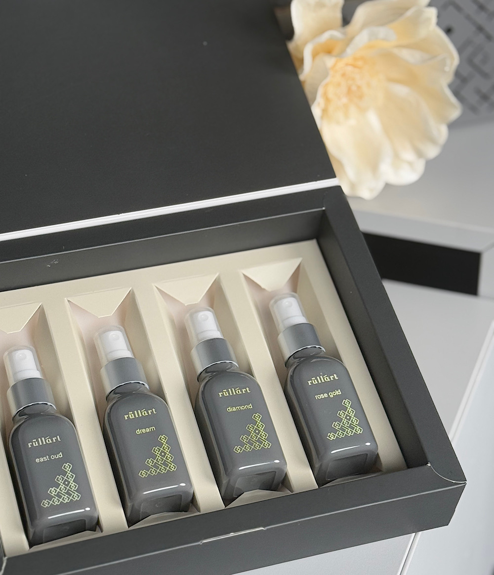 4 عطور ميني متنوعة 