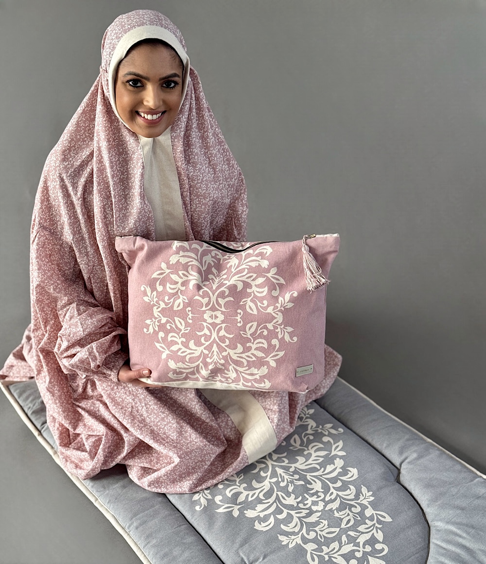 طقم صلاة - وردي ورمادي